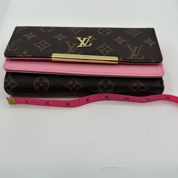 Inspired Design Floral Pattern Wallet NWT - Picture 8 of 10